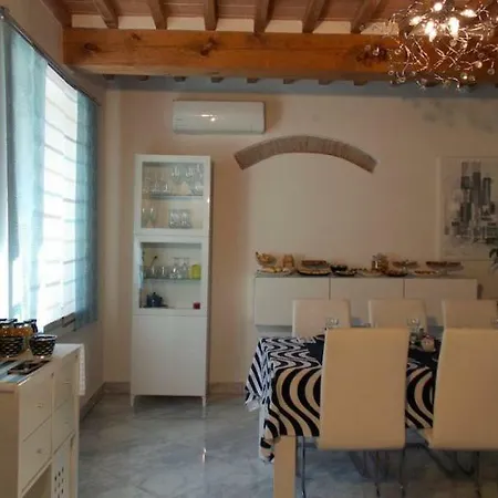 Contessa Alojamento de Acomodação e Pequeno-almoço Pisa